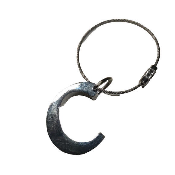 C Keychain Silver Tone Metal Industrial - Picture 1 of 6